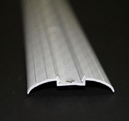 70008999 2? side rubrail, white