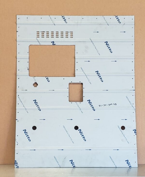 3L-30-399 - MCI - PANEL - BATTERY DOOR W/LARGE ACCESS & LOCK