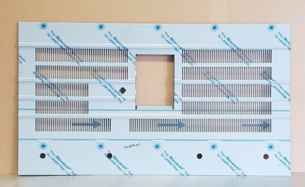 482898 - Prevost - PANEL- BAGGAGE DOOR UPPER 45? VENTED