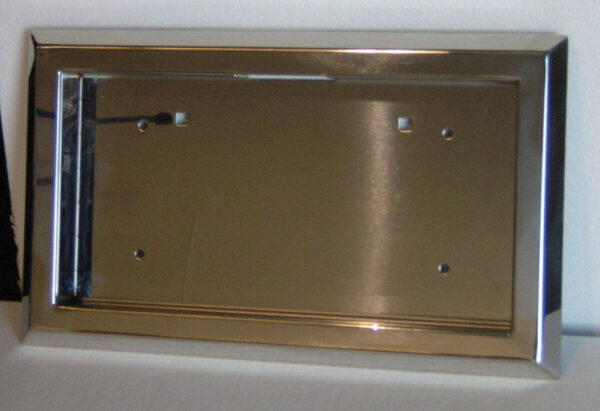 490425PS - Prevost - LICENSE PLATE HOUSING - XL