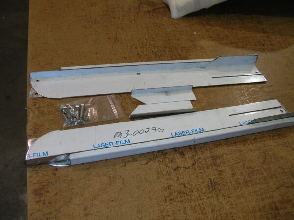 M3-00290 - Prevost - TRIM KIT - SIDE MUD FLAP